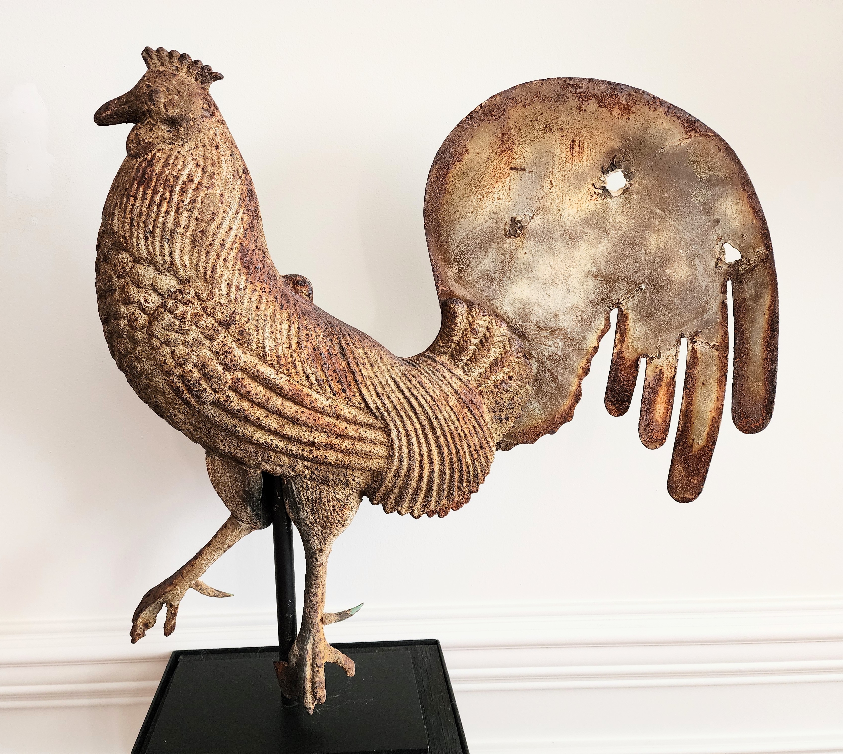 CAST IRON ROOSTER IN OLD PAINT